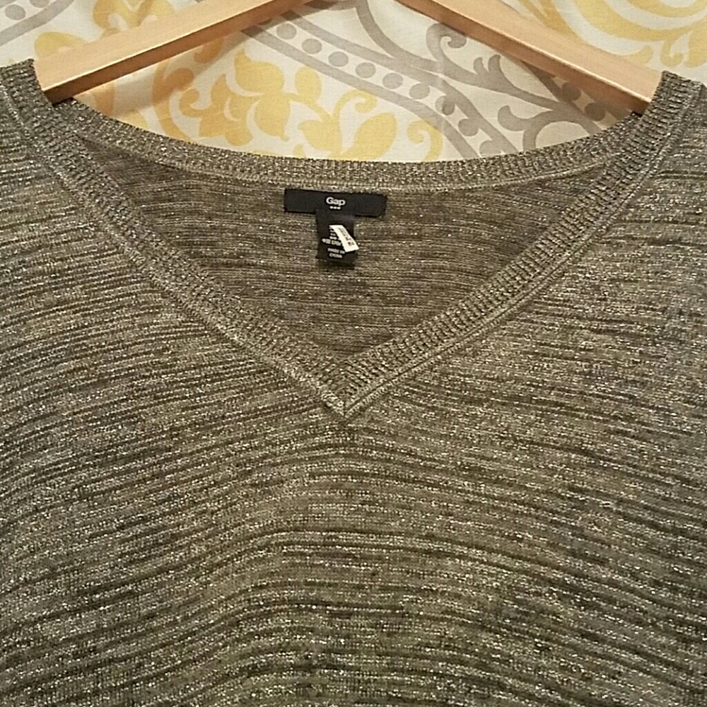 Metallic silver sweater - Picture 3 of 4